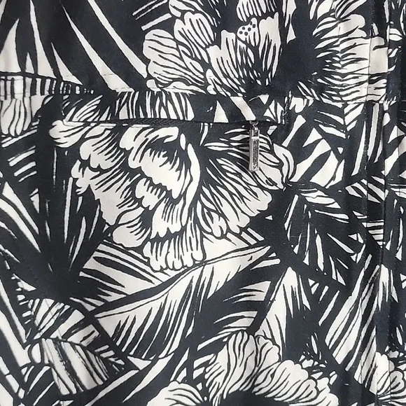 Erin London size, large Floral Black and White zip front jacket - Picture 5 of 7